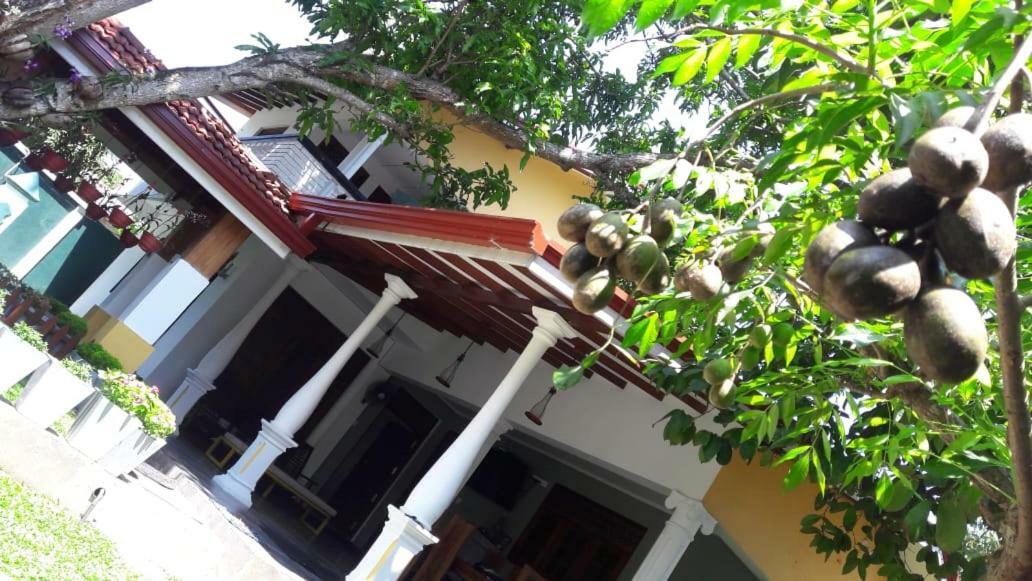 Pearl Holiday Villa Katunayaka Εξωτερικό φωτογραφία